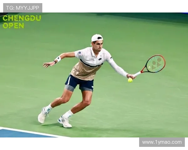 网球运动的历史发展与技术演变：从草地到硬地的挑战与突破